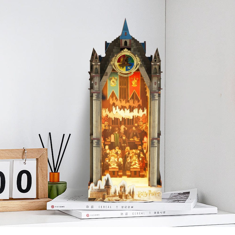 Harry Potter: The Great Hall - DIY Book Nook Kit